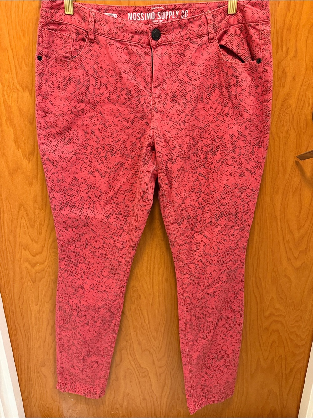 ❤️‍🔥❤️‍🔥❤️‍🔥BOGOHO❤️‍🔥❤️‍🔥❤️‍🔥Mossimo Supply Co. Red/Black Skinny Jeans-17